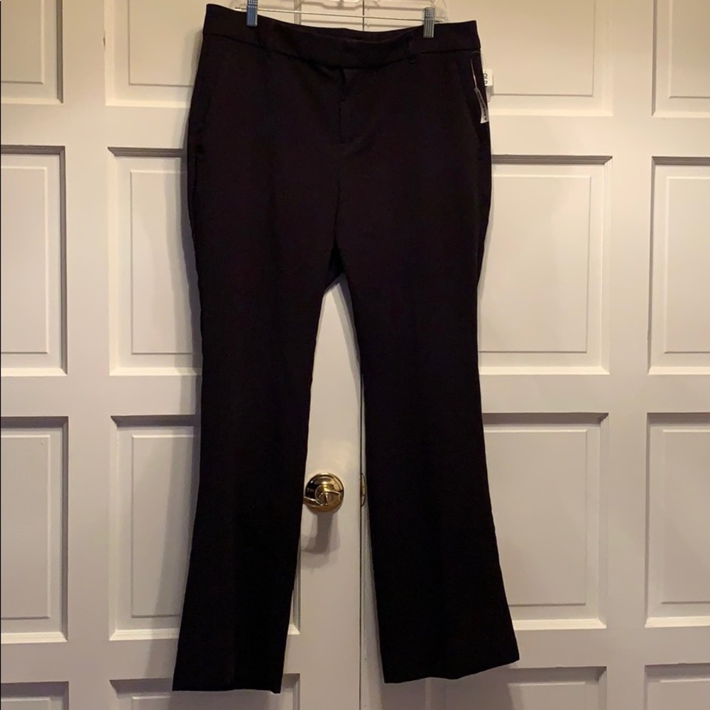 Old Navy Women’s dress pants. Reg size 16